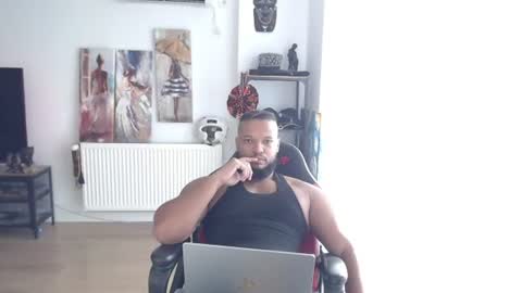 Kingsley online show from July 4, 2026, 12:33 pm