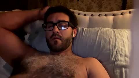 Leandro online show from February 28, 2025, 6:54 am