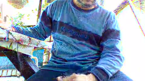 Snapshot of 1guido chatting on May 3, 2026, 12:33 pm Guido online show from May 3, 2026, 12:33 pm