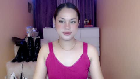 1miracle_tranny online show from July 17, 2026, 7:37 am