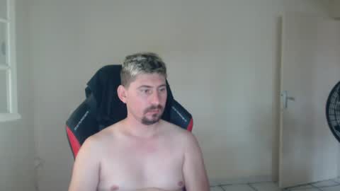 22cmfrenccock online show from June 15, 2026, 8:55 pm