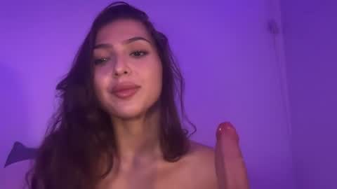 Snapshot of 3hole chatting on July 12, 2026, 7:49 pm Venus Raee online show from July 12, 2026, 7:49 pm