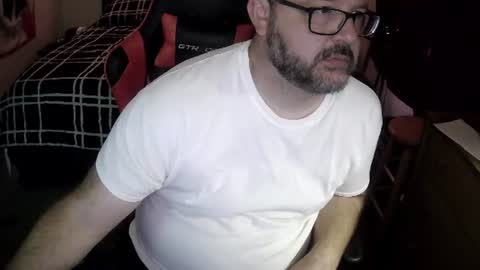 Snapshot of 3ndlessmike chatting on July 5, 2026, 2:24 pm 3ndlessmike online show from July 5, 2026, 2:24 pm