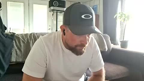 420happydaz online show from June 20, 2026, 8:11 pm