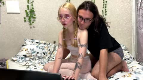 6hei6hot online show from July 8, 2026, 3:38 pm