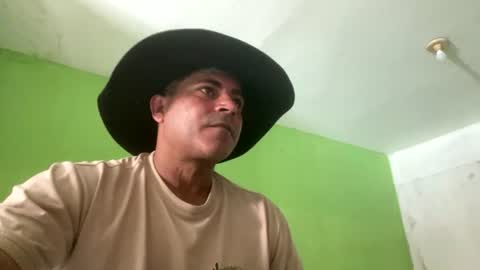 9vinhocamshow online show from June 18, 2026, 12:20 pm