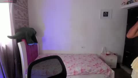 AMELIA  online show from August 4, 2026, 7:27 pm