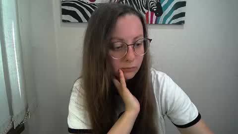 Anna online show from July 17, 2026, 6:42 am