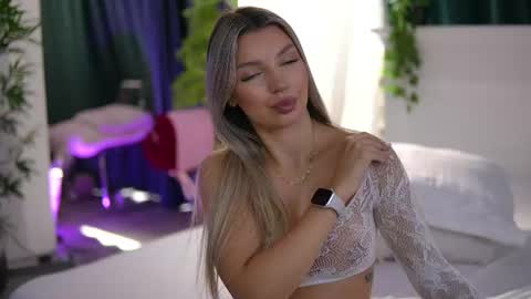 Arielle online show from July 2, 2026, 6:41 am