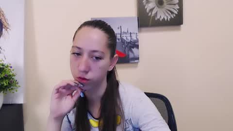 _astraia_ online show from June 19, 2026, 6:18 am