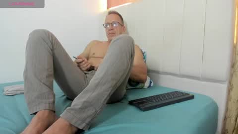 Axel online show from July 1, 2026, 2:29 pm