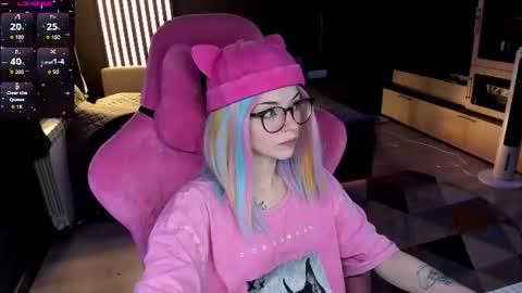 Olivia Subscribe to my Fansly -   online show from June 22, 2026, 11:46 pm