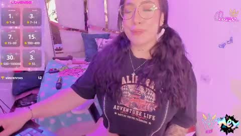 Angie  Independent model online show from June 22, 2026, 3:25 am