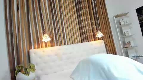 _cinnamon_star online show from July 23, 2026, 12:47 pm
