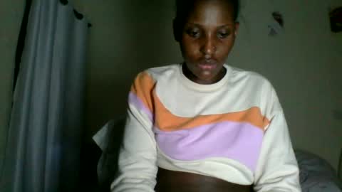 clara online show from July 20, 2026, 4:05 am