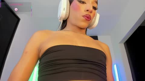 Emma online show from May 30, 2026, 1:03 am