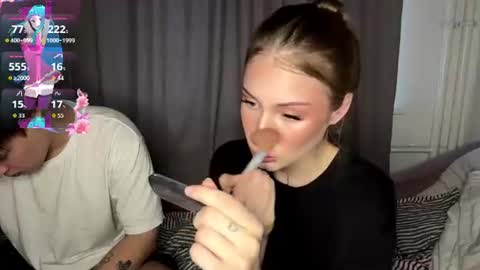 Kaithie and Jessie online show from July 25, 2026, 6:49 pm