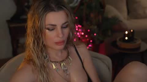 _lady__m_ online show from July 19, 2026, 7:50 pm