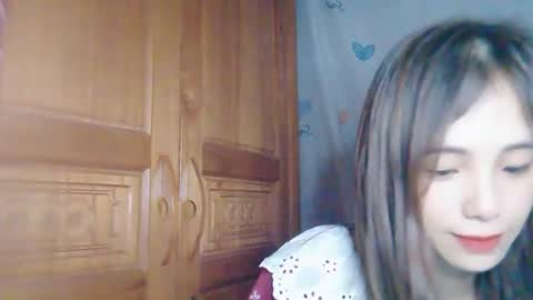 _lily0_ online show from July 21, 2026, 9:22 am