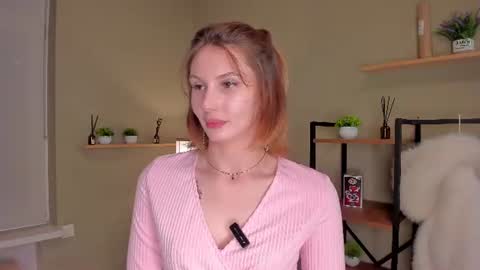 Nicole online show from July 1, 2026, 9:47 pm