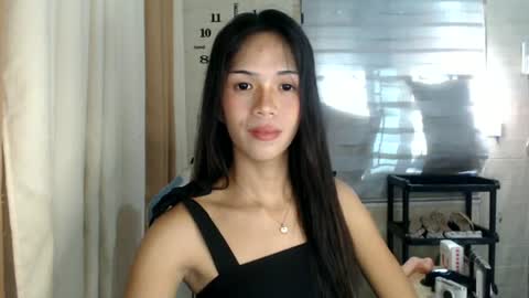 Melly online show from June 16, 2026, 7:00 am