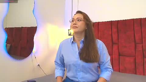 _monaliza_ online show from June 12, 2026, 12:26 pm
