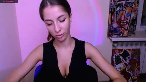 Olivia online show from July 12, 2026, 6:04 am