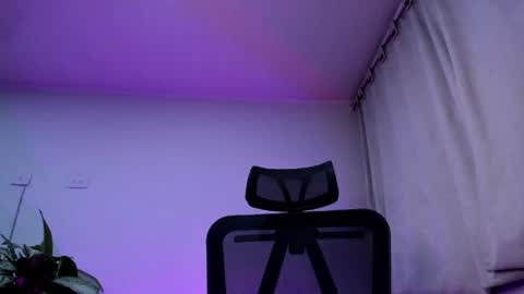 Cherr online show from June 8, 2026, 1:28 am