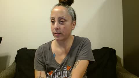Sara Lynn online show from May 16, 2026, 6:54 am