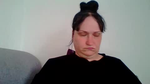 Melisa online show from July 7, 2026, 4:22 pm