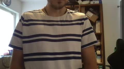 Who am I online show from August 5, 2026, 12:19 pm