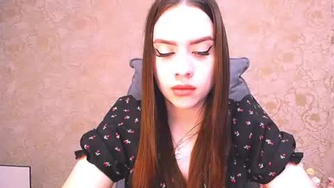 Alisa online show from June 26, 2026, 4:06 am