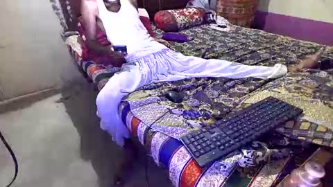 aakhan804 online show from May 23, 2026, 10:14 pm
