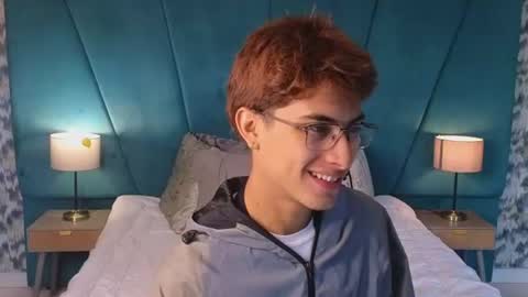 Aaron Ezequiel online show from July 13, 2026, 1:58 pm