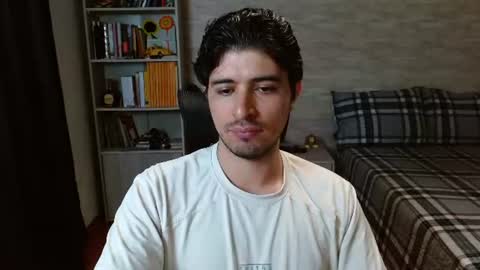 Aaron online show from July 8, 2026, 6:45 pm