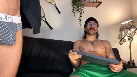aaron_wheel online show from July 21, 2026, 1:52 am