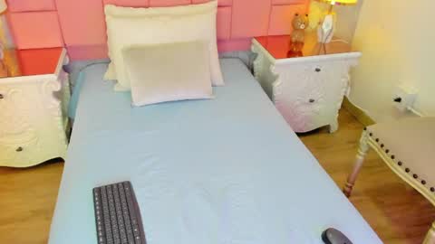 abbye rose online show from June 17, 2026, 7:48 pm