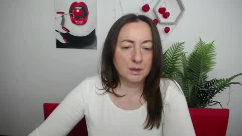 abbytaylorr online show from April 22, 2026, 6:27 am