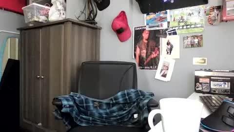 AJ online show from June 18, 2026, 2:21 pm