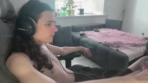 hi  cum in pvt noi extra tip online show from June 14, 2026, 4:25 am