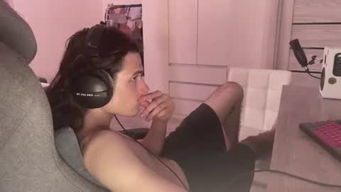 hi  cum in pvt noi extra tip online show from July 23, 2026, 3:21 pm