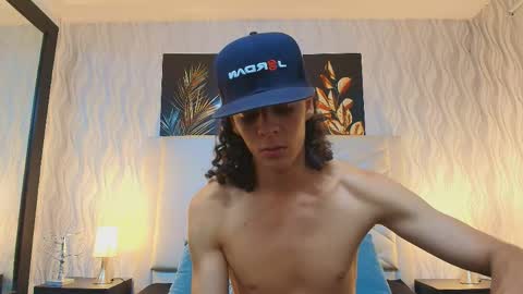 Snapshot of abravanel_sefardi chatting on June 3, 2026, 9:31 pm Abrovanel online show from June 3, 2026, 9:31 pm