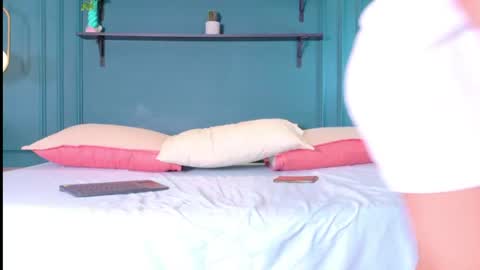 Snapshot of abril_jones10 chatting on June 14, 2026, 7:05 pm Abril jones online show from June 14, 2026, 7:05 pm