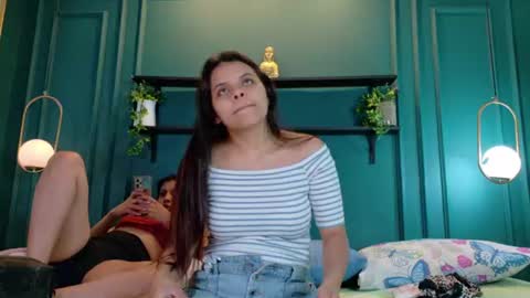 Snapshot of abril_jones10 chatting on June 20, 2026, 6:44 pm Abril jones online show from June 20, 2026, 6:44 pm