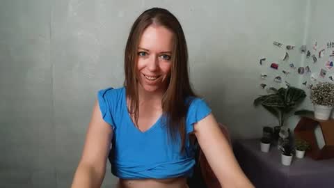 adamais_ online show from June 22, 2026, 3:25 am