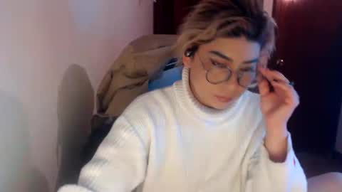 adan_romanoff online show from June 8, 2026, 7:20 am