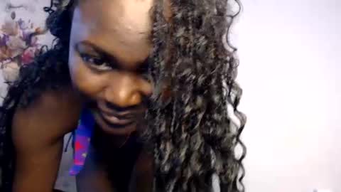 Snapshot of addictive_lola chatting on July 16, 2026, 9:43 pm Lola online show from July 16, 2026, 9:43 pm