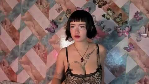 addison_avery online show from July 26, 2026, 3:14 am