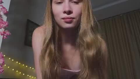 Lia  online show from July 28, 2026, 11:28 am