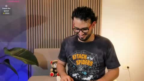adrian_sith online show from June 1, 2026, 6:42 pm